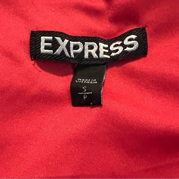 ⭐️Express Spaghetti Strap Crop Top - Picture 6 of 7